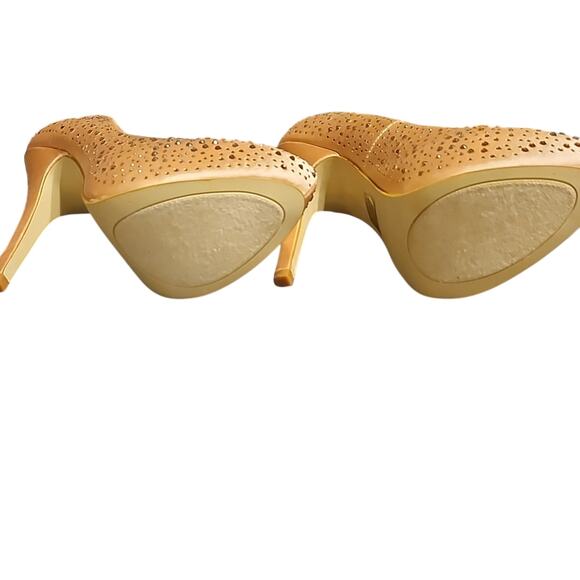 Bakers Palaace Platform Heels - Taupe Sz. 7M NWOT - Picture 4 of 15